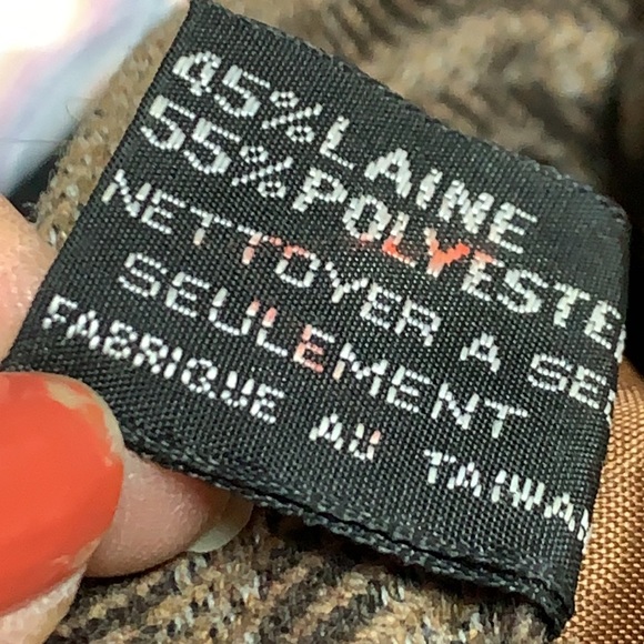 Vintage wool stripped skirt. Lined with pockets size 12 - Picture 9 of 9